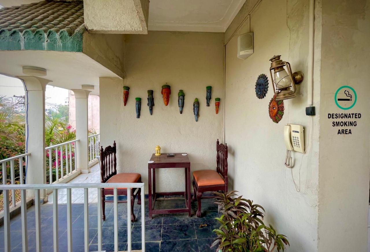 Kakaku The Guest House Adilabad المظهر الخارجي الصورة